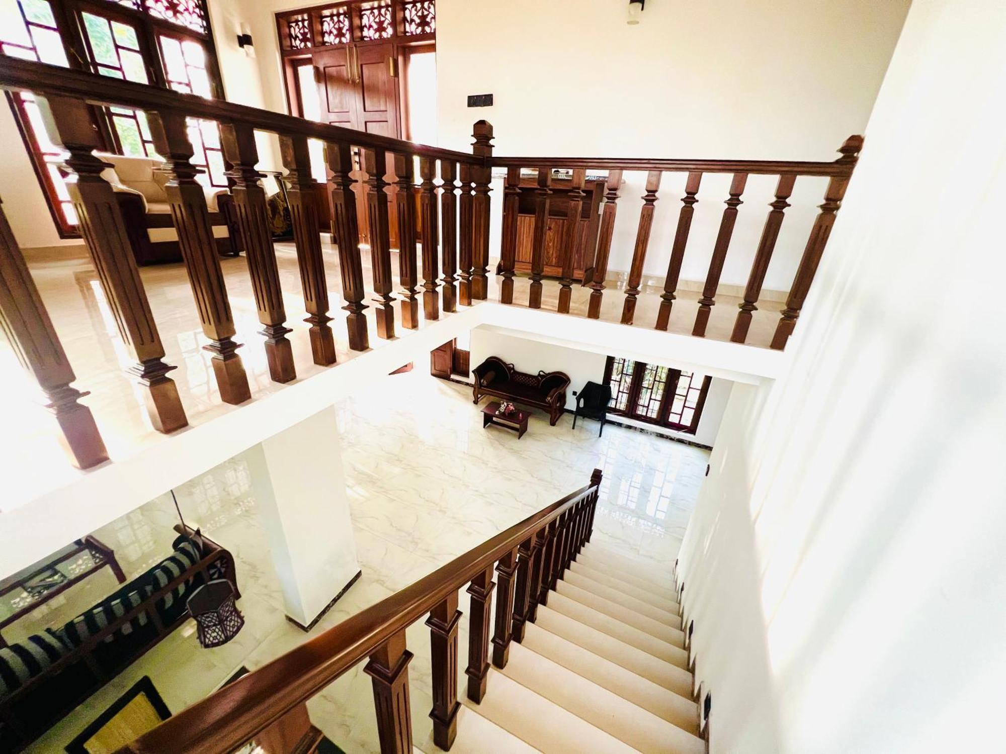 نيجومبو Ahasna Airport Villa المظهر الخارجي الصورة