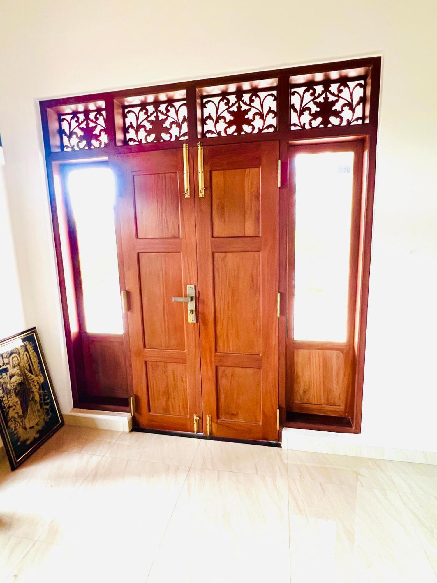 نيجومبو Ahasna Airport Villa المظهر الخارجي الصورة